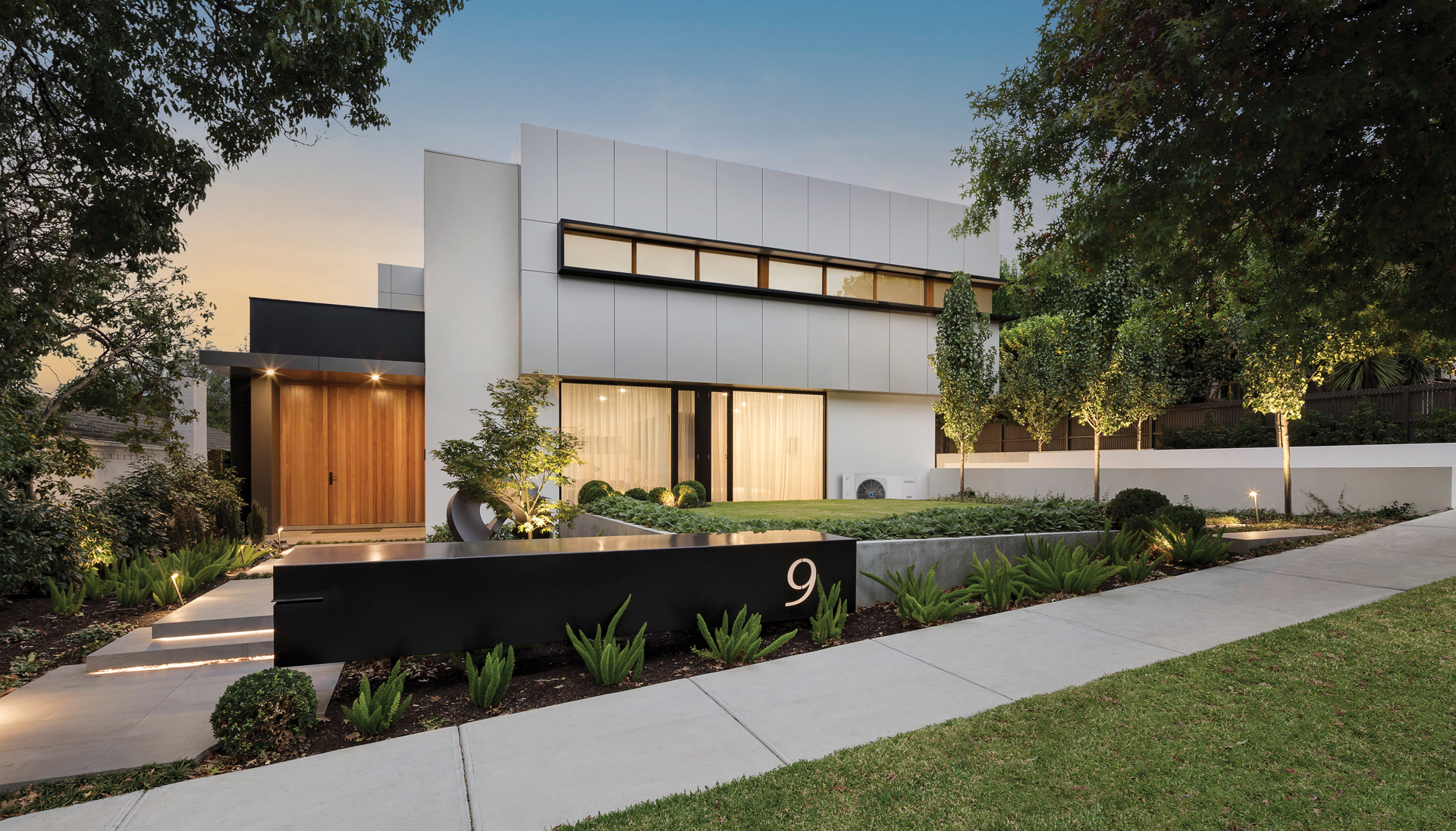 KAISAI ILMA-VESILÄMPÖPUMPPU MONOBLOCK R32 (KHC) 8-16 kW